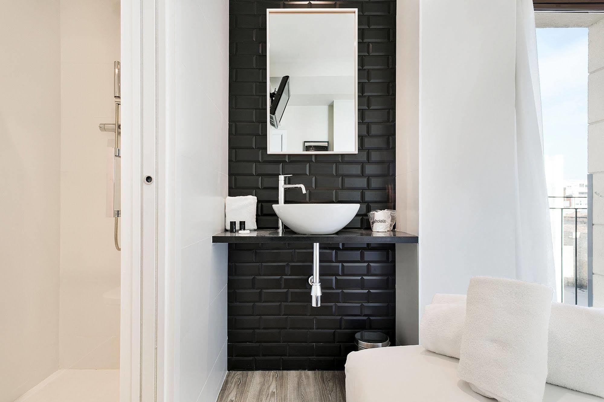 Acta Bcn 40 Hotel Barcellona